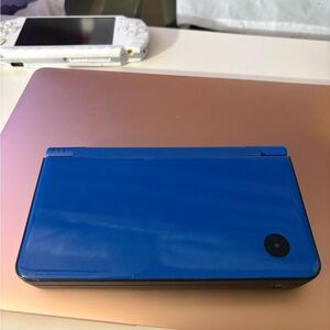 Blue DSI Handheld Gaming Console